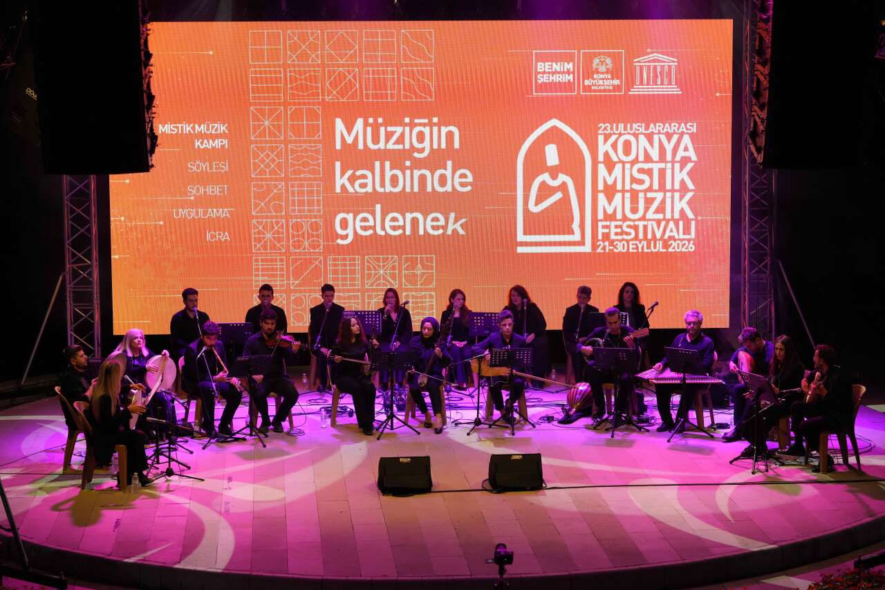 Konya Mistik Müzik Festivali’nde ikinci gün! Farklı kültürler aynı sahnede buluştu 1